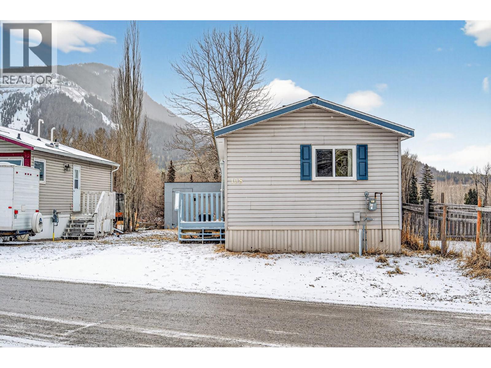 100 INDUSTRIAL ROAD 1 Road Unit# 108, Sparwood