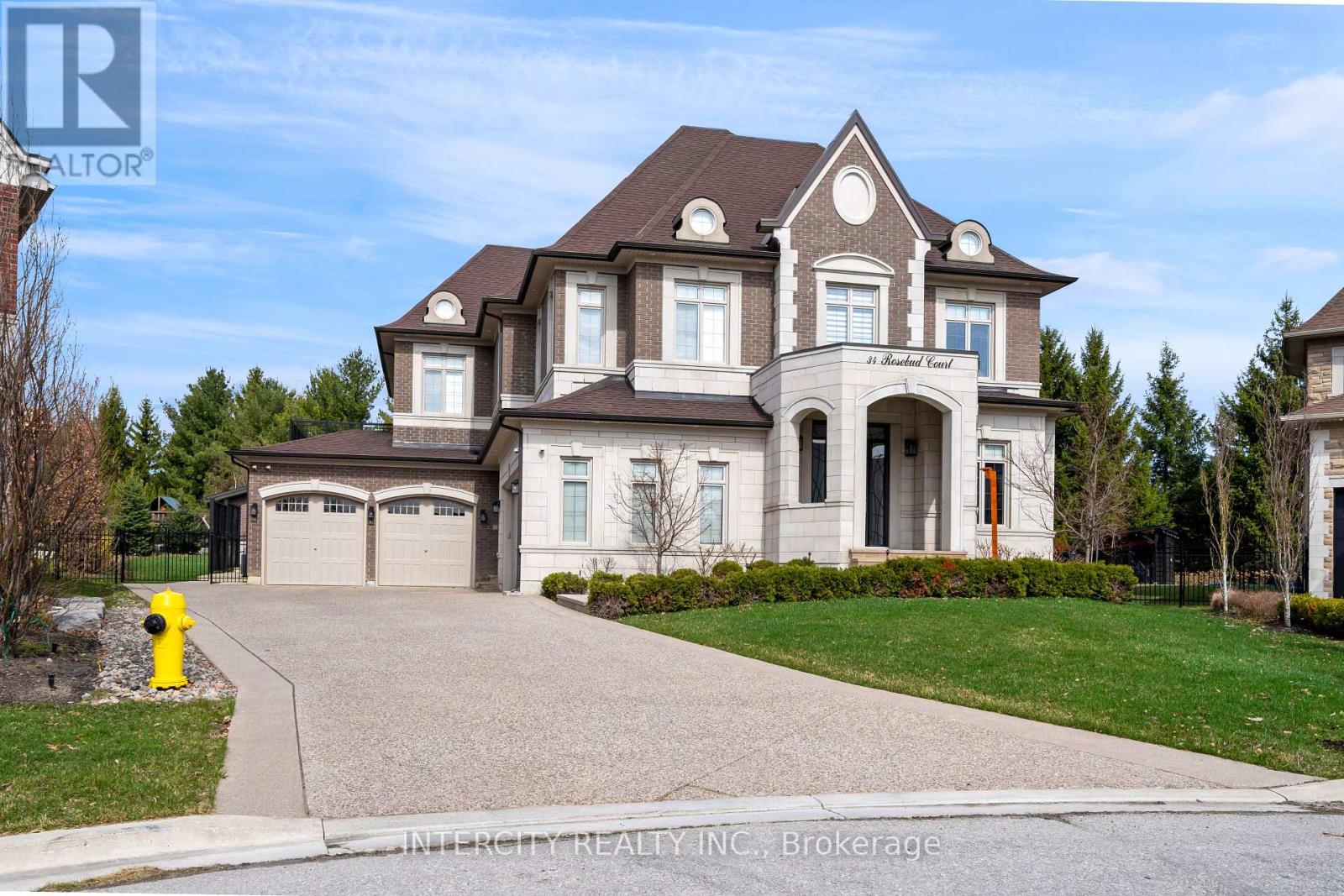 34 ROSEBUD COURT - 1