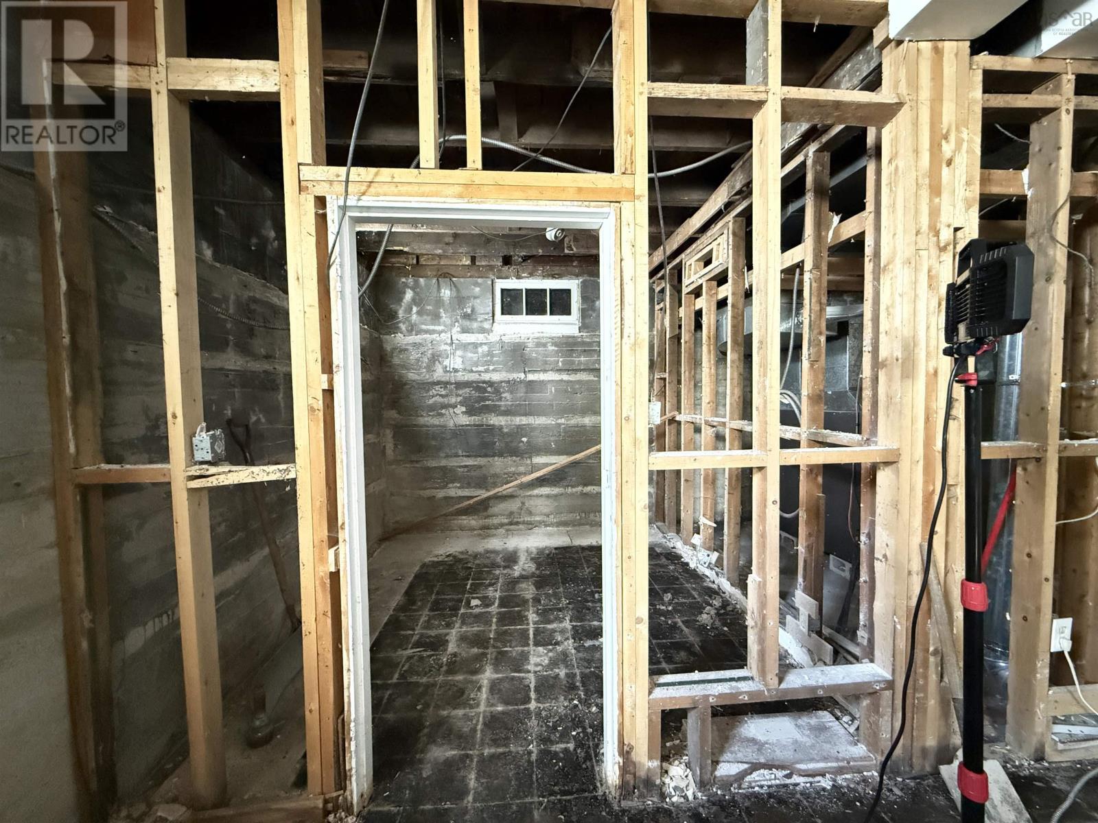 Property 27 of 30 of 5 Kirk Road