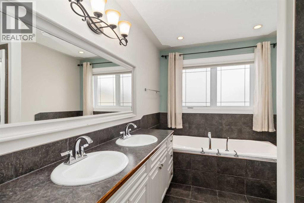 221 Fox Crescent, Fort McMurray