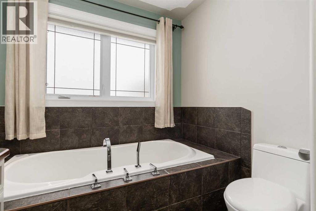 221 Fox Crescent, Fort McMurray