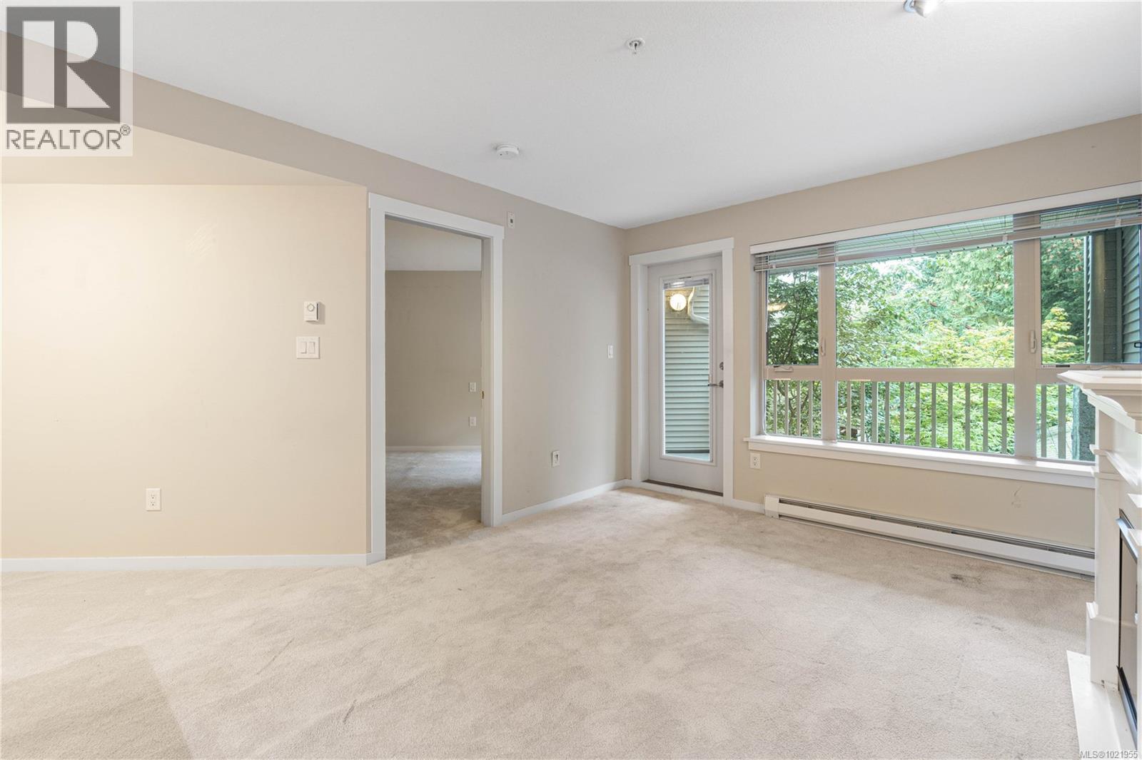 #202 5670 Edgewater Lane - 4