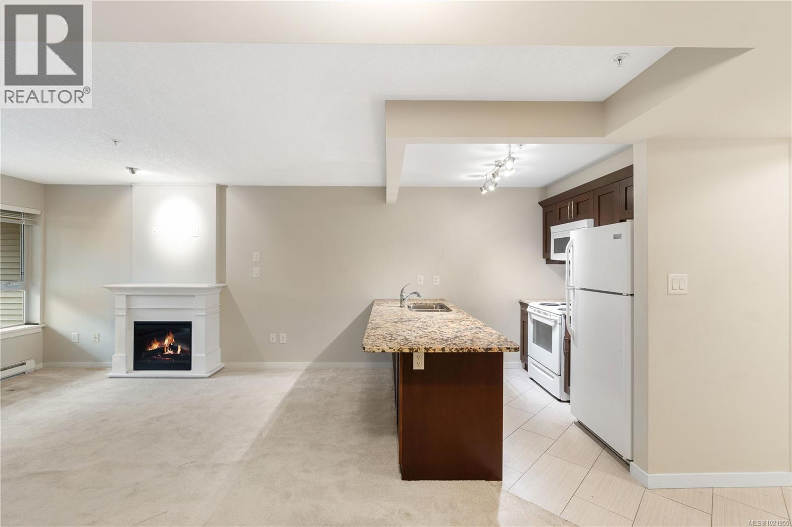 #202 5670 EDGEWATER LANE - 10