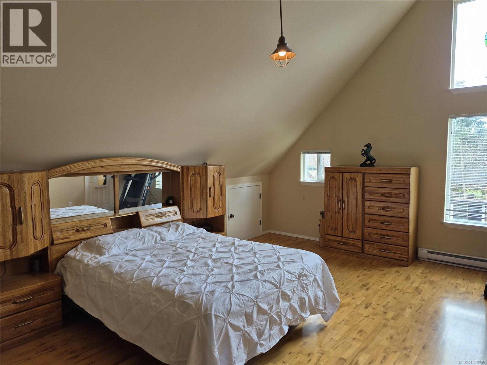 12270/12272 CHANDLER RD - 20