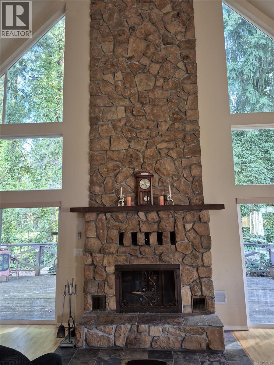 12270/12272 CHANDLER RD - 14