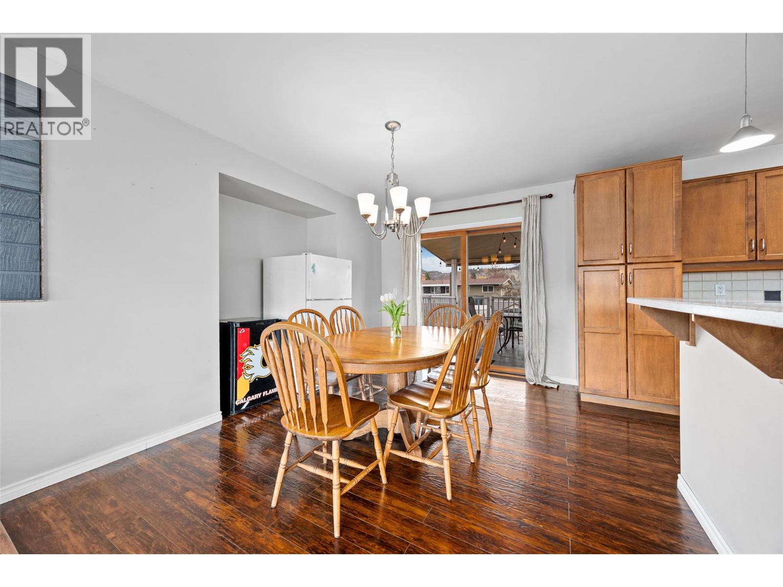 1394 Lombardy Square, Kelowna