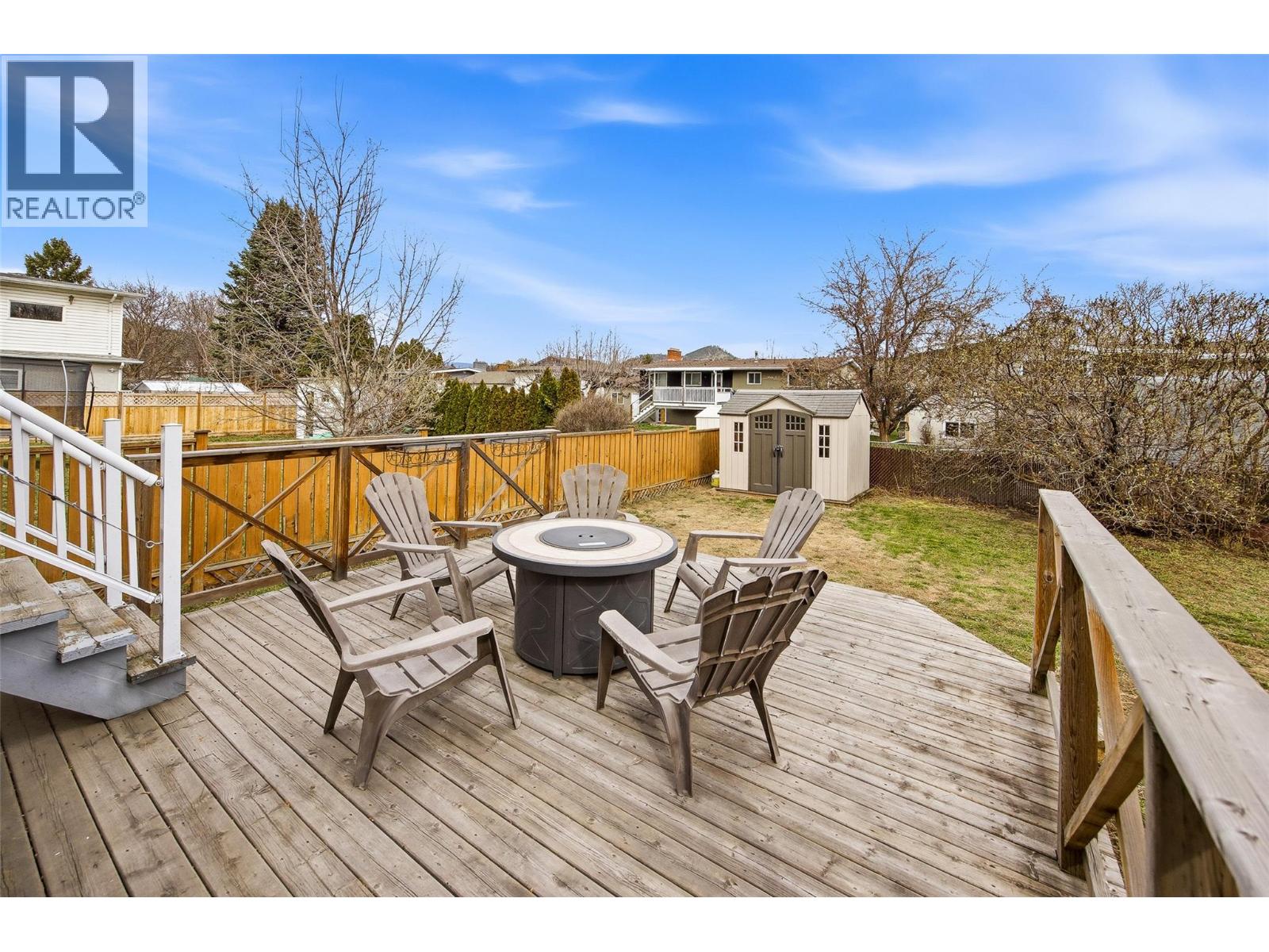 1394 Lombardy Square, Kelowna