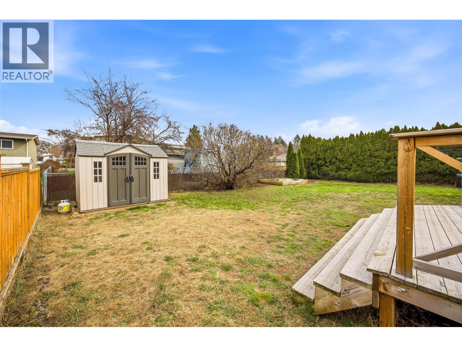 1394 Lombardy Square, Kelowna