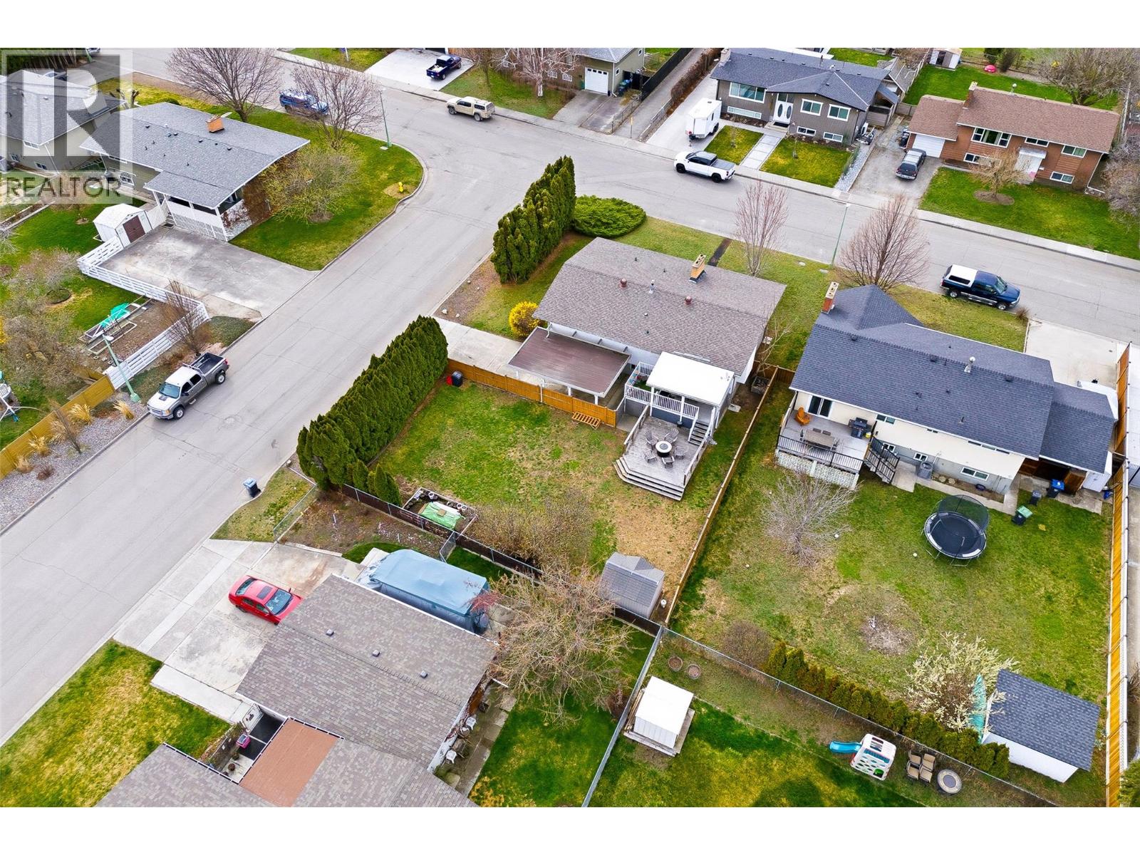 1394 Lombardy Square, Kelowna