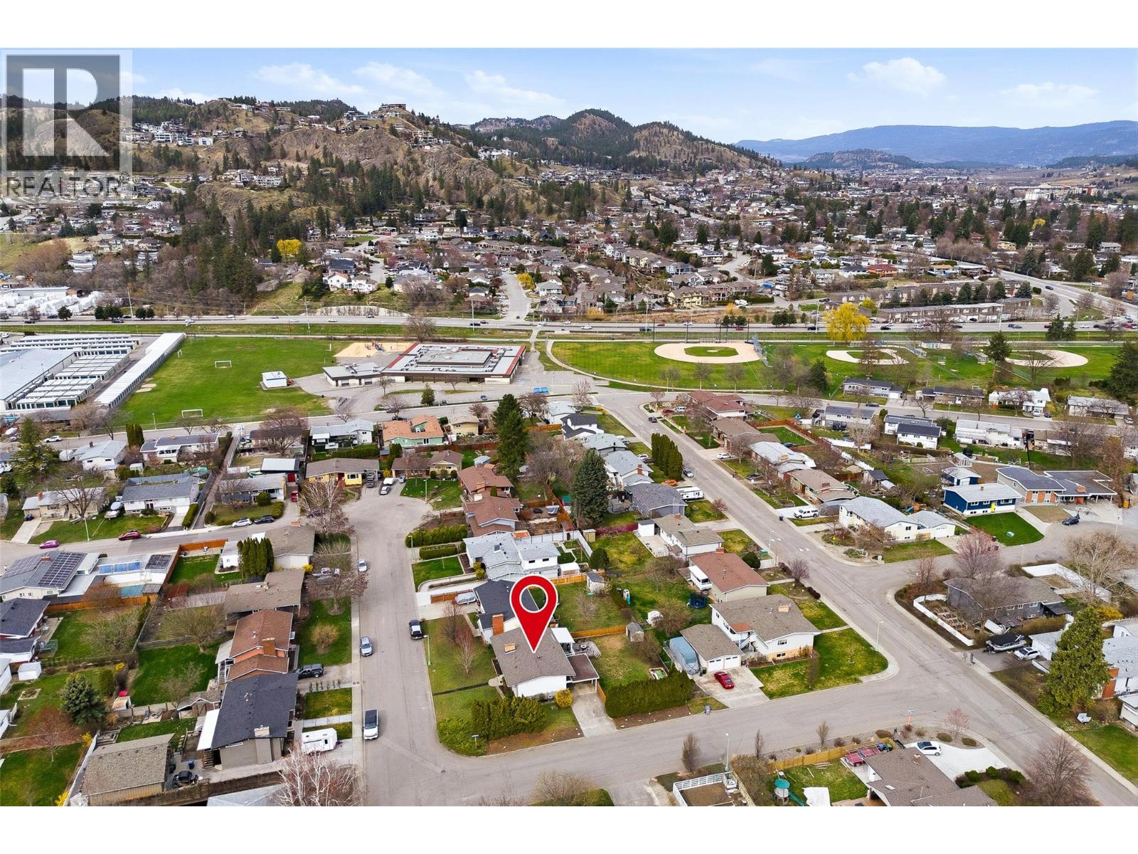 1394 Lombardy Square, Kelowna