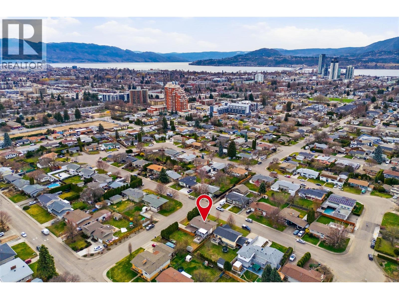 1394 Lombardy Square, Kelowna
