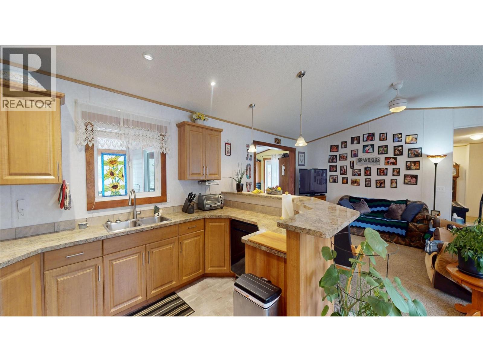 4747 Willow Avenue, Canal Flats