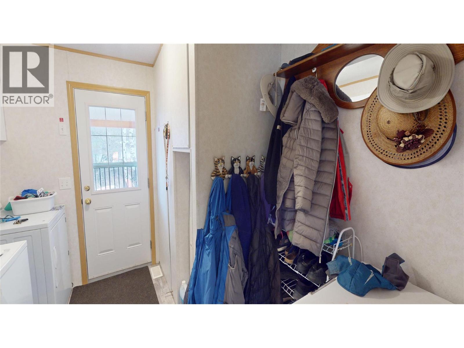 4747 Willow Avenue, Canal Flats