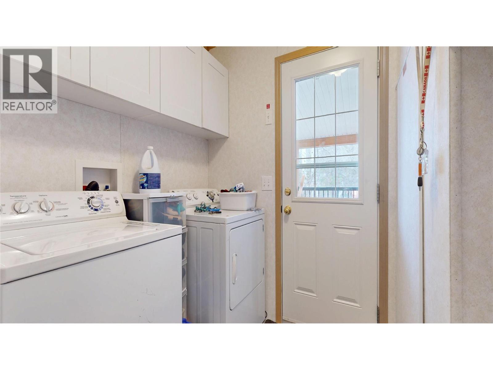 4747 Willow Avenue, Canal Flats