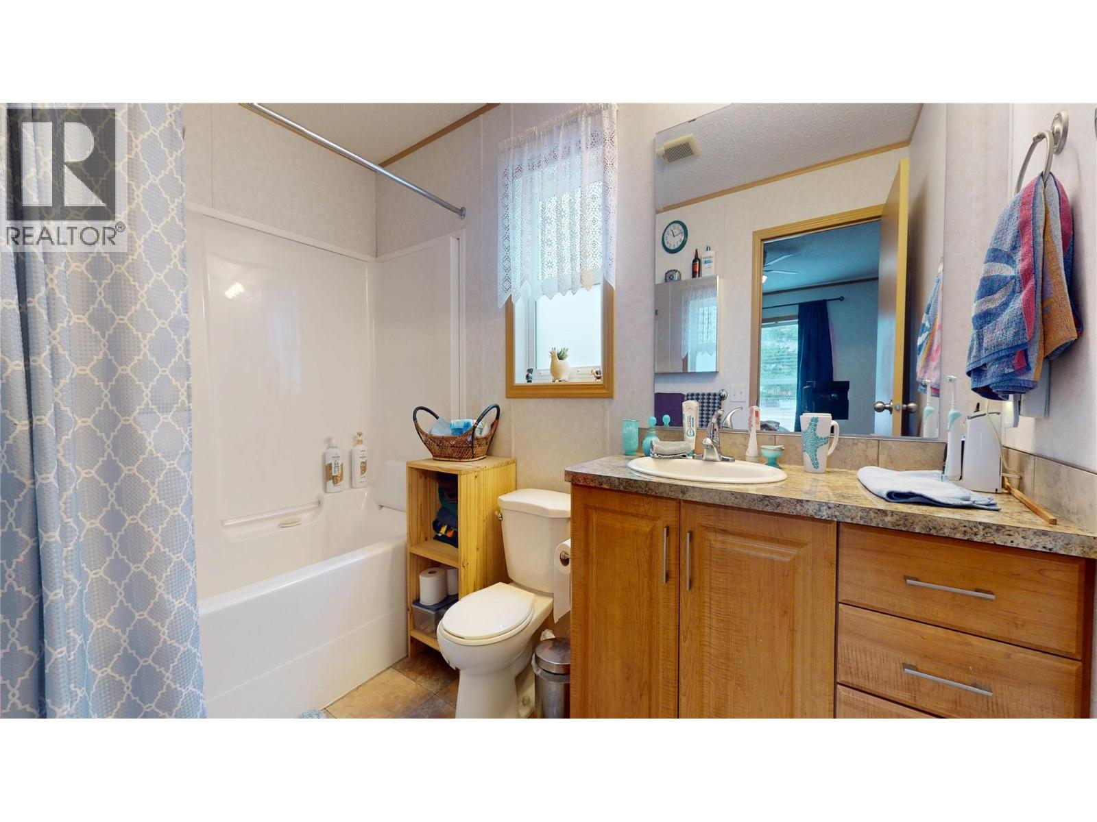 4747 Willow Avenue, Canal Flats