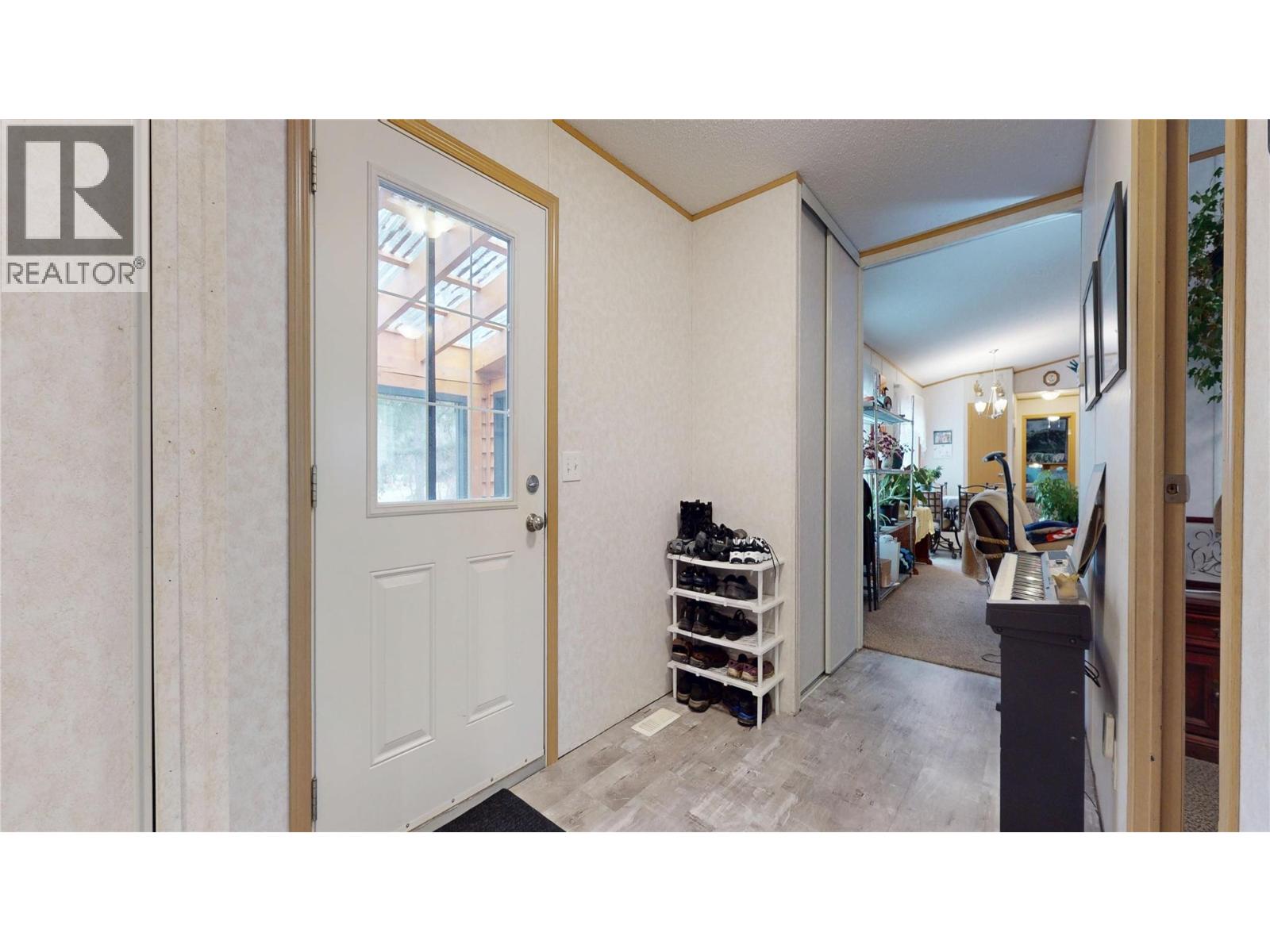 4747 Willow Avenue, Canal Flats