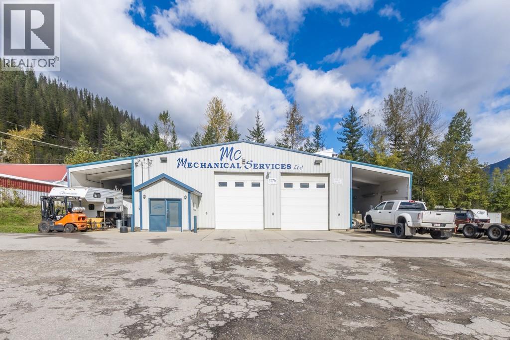  2376 Boulder Road, Revelstoke