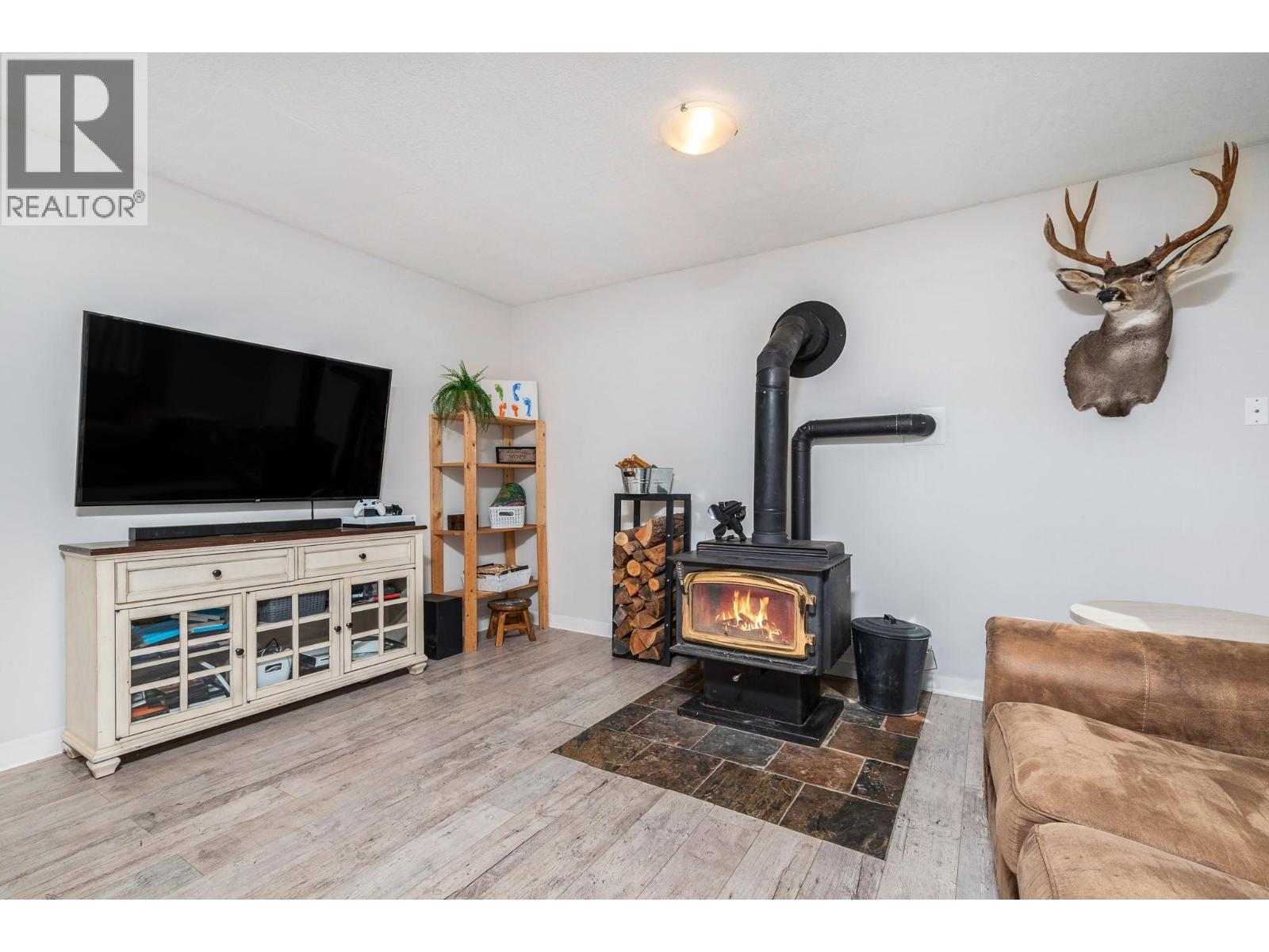 701 Hemlock Crescent S, Sicamous