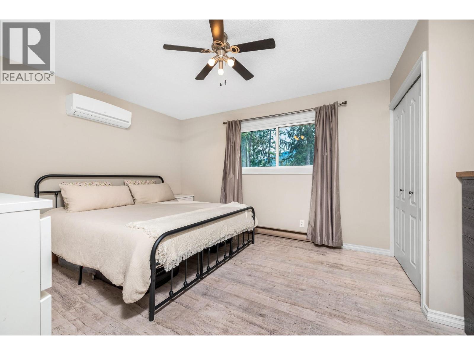 701 Hemlock Crescent S, Sicamous