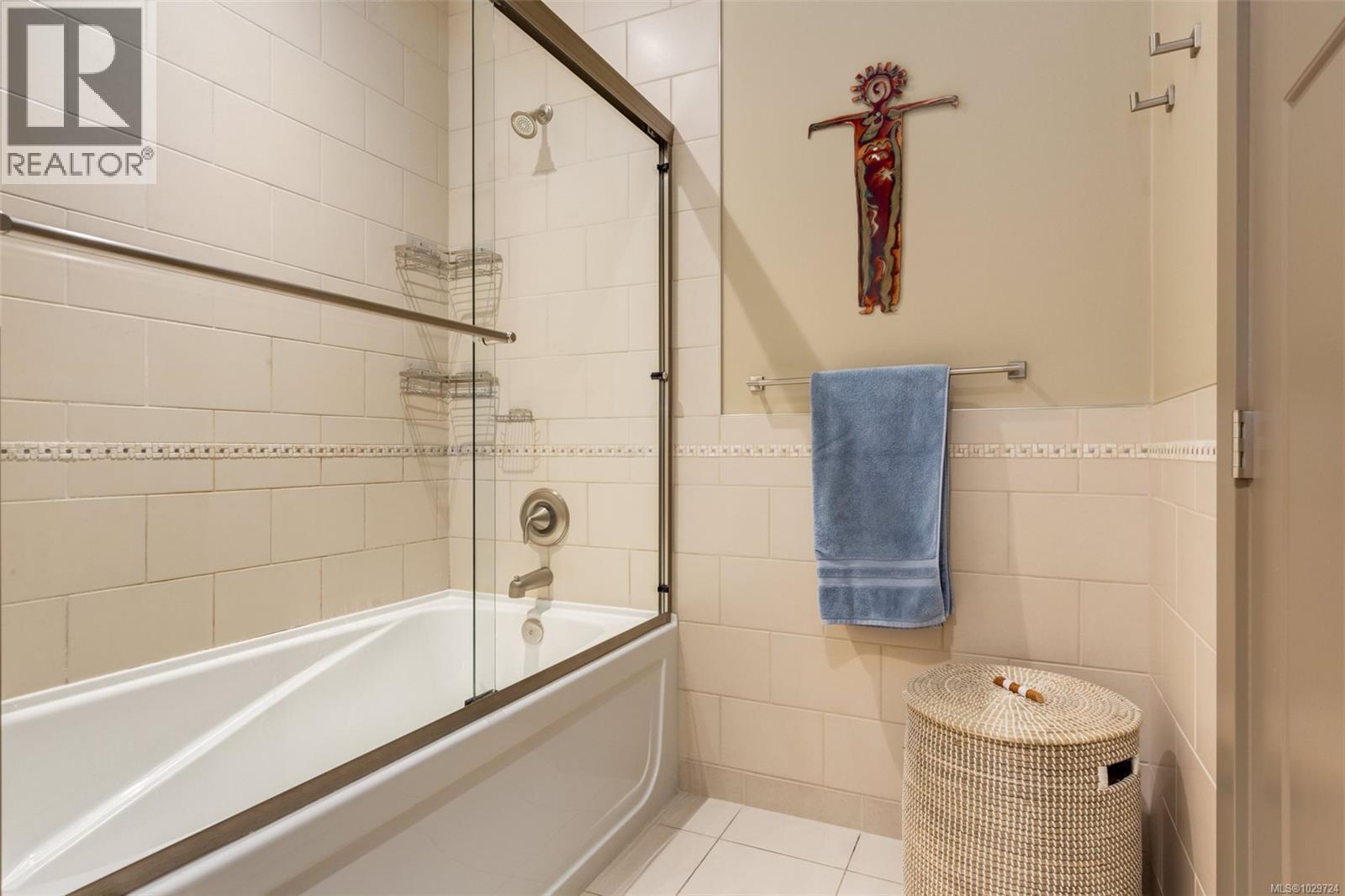 #102 5418 JACOBS LANE - 30