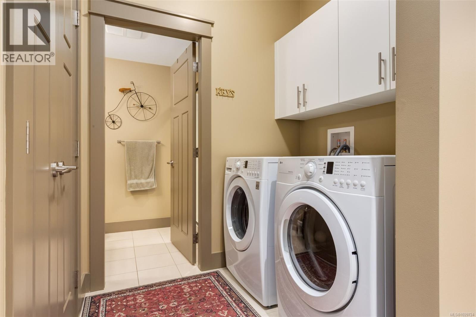 #102 5418 JACOBS LANE - 47