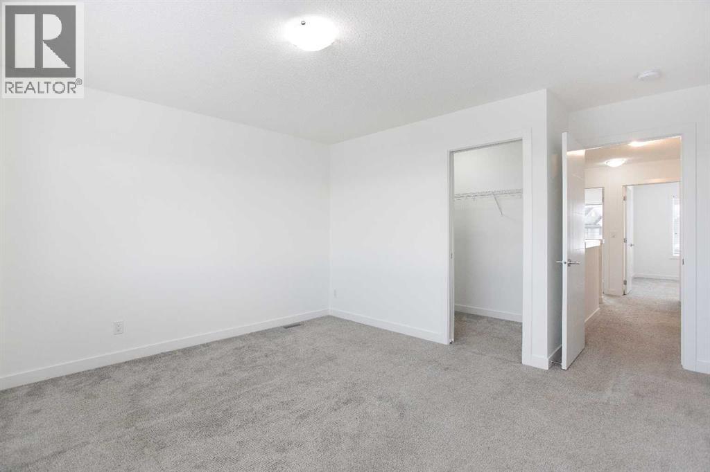 Single Family House for Sale in  Copperstone Manor SE Copperfield Calgary 