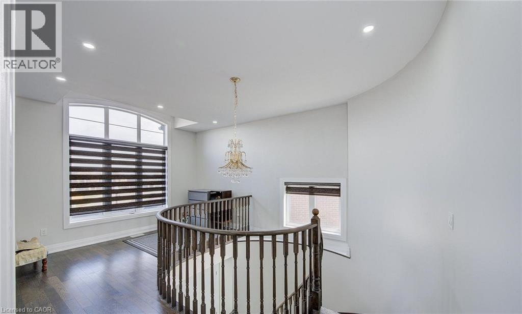 125 PRINCE CHARLES CRESCENT - 10