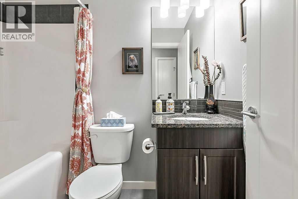 101 Sunset Drive, Cochrane