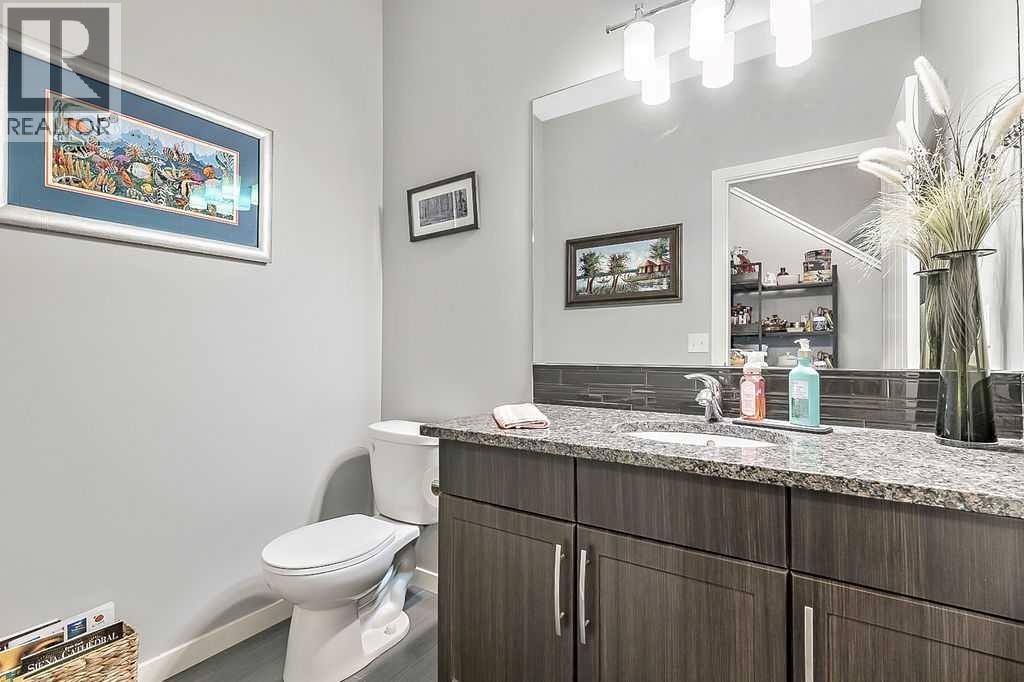 101 Sunset Drive, Cochrane