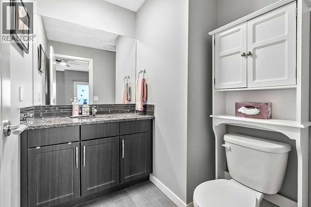 101 Sunset Drive, Cochrane