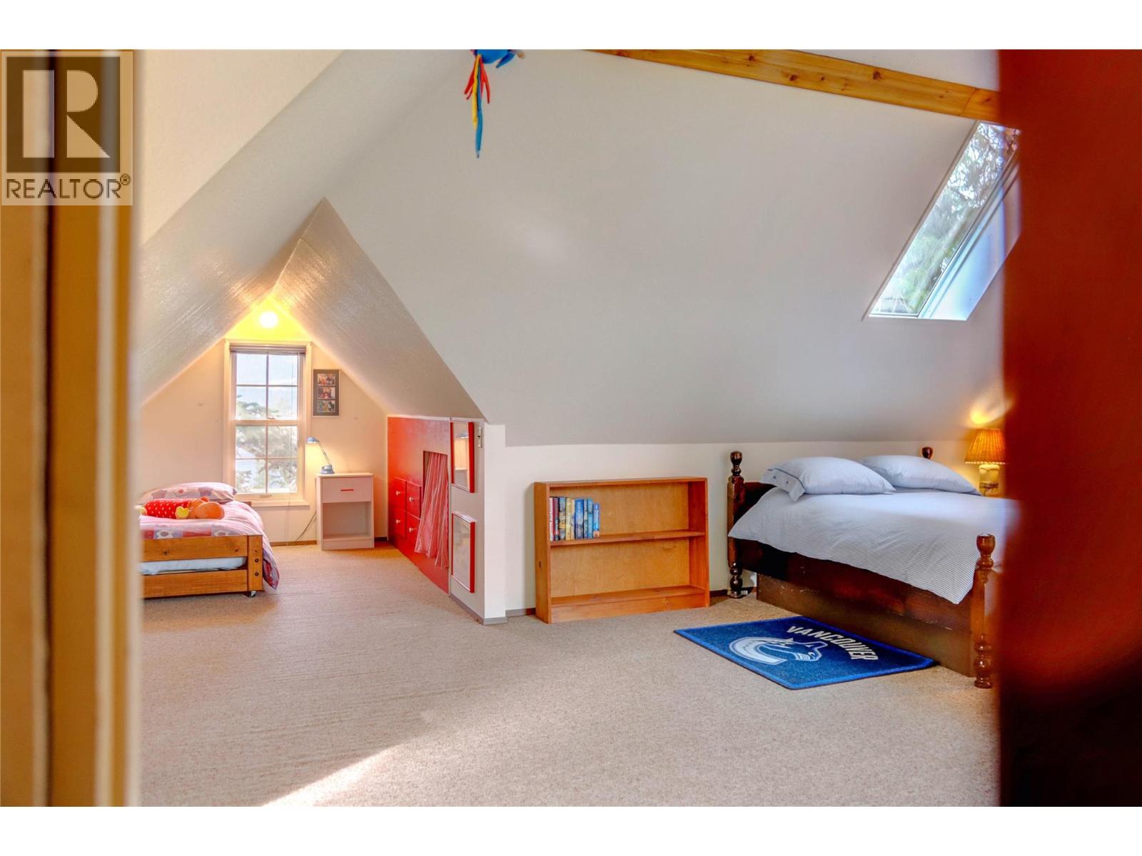  5051 11 Street Northeast, Salmon Arm