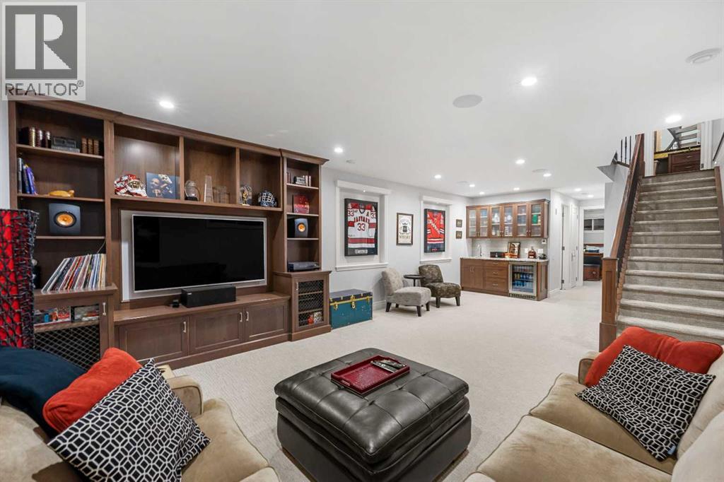 Single Family House for Sale in   Street NW Sunnyside Calgary 