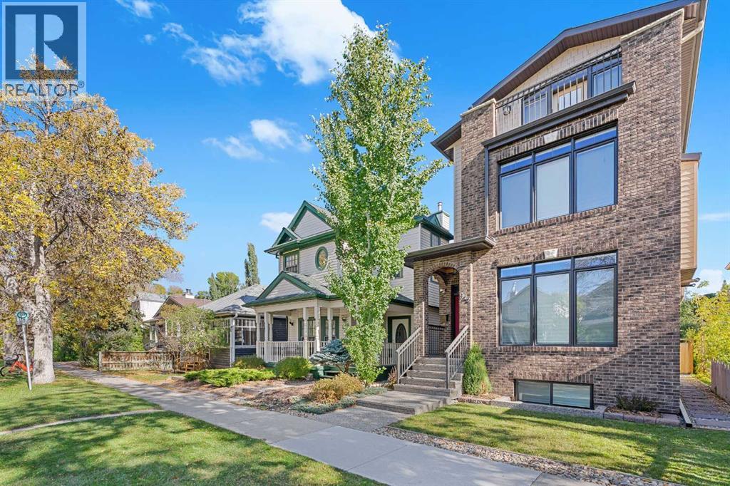 Single Family House for Sale in   Street NW Sunnyside Calgary 