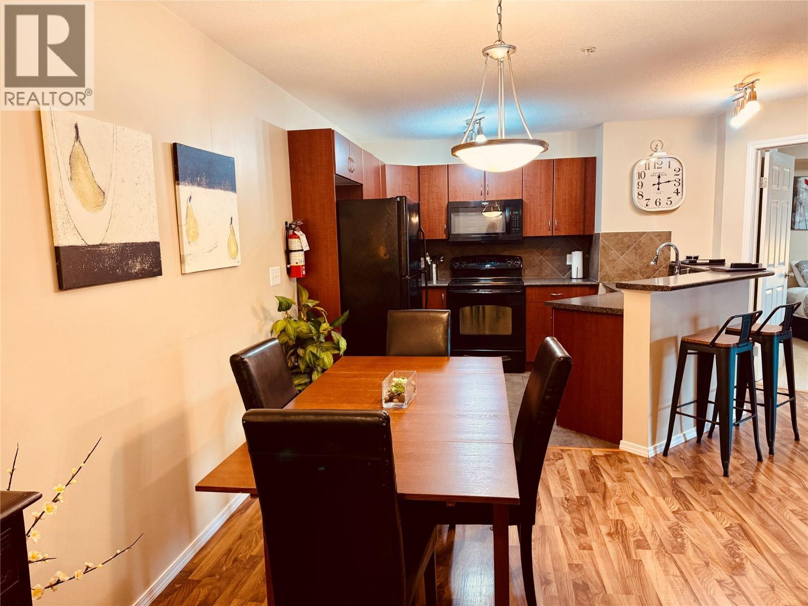 2212 205 Third Avenue, Invermere