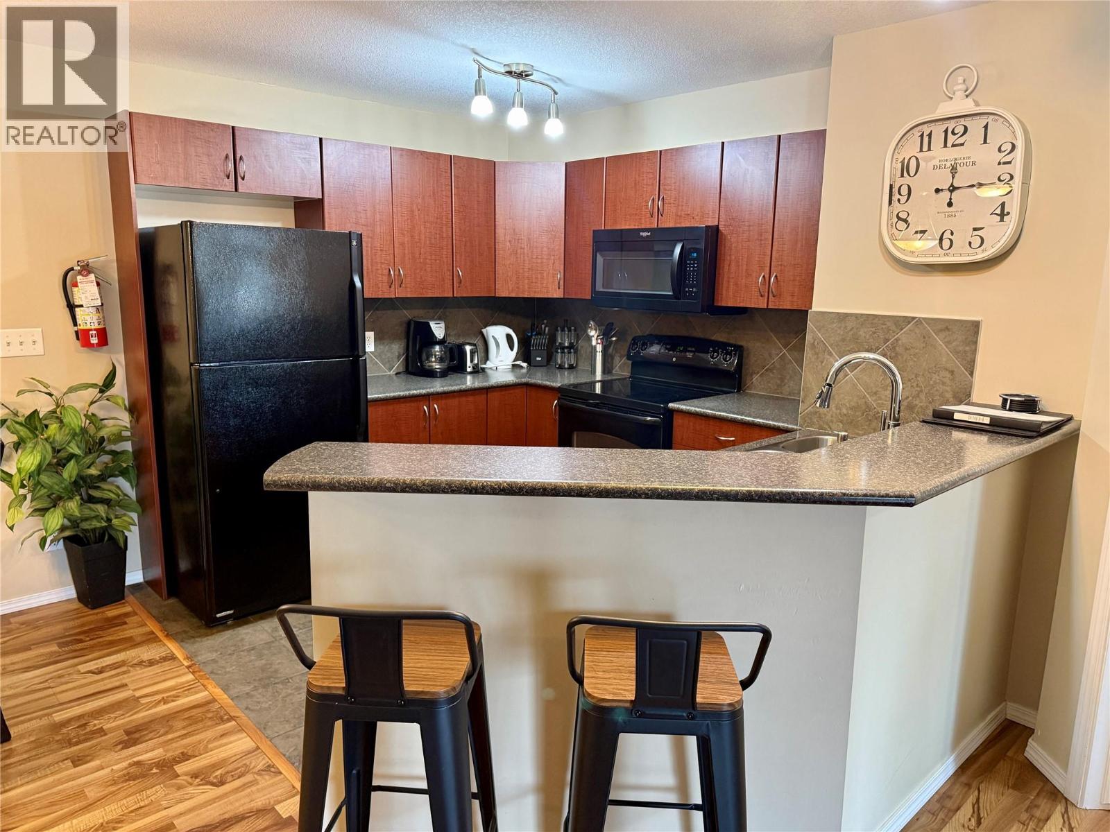 2212 205 Third Avenue, Invermere