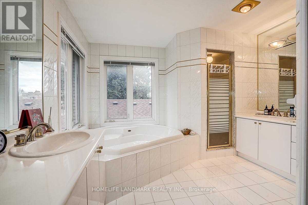 17 AVERILL CRESCENT - 35