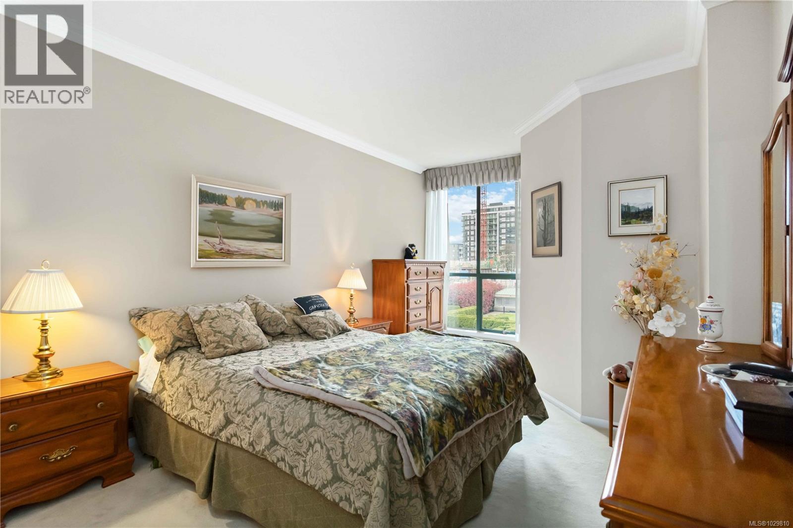 407 1010 View Street, Victoria