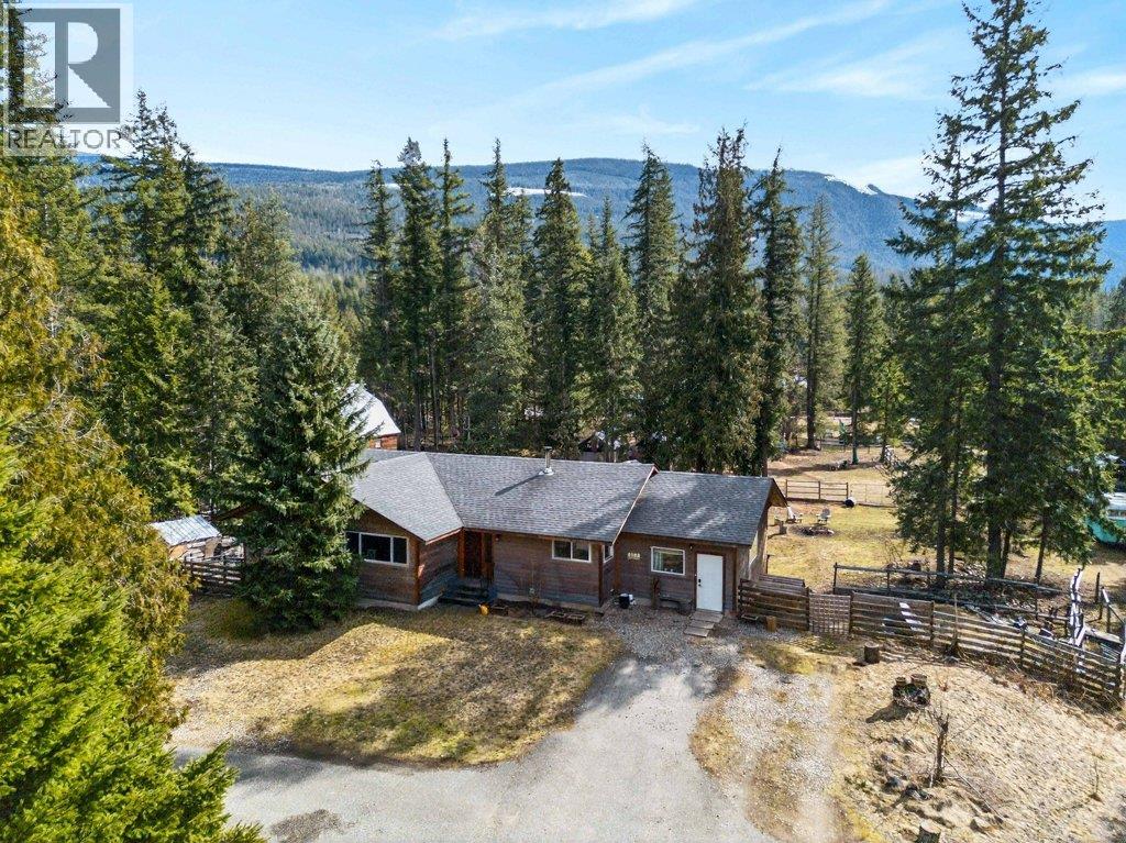  4198 Malakwa Road, Malakwa