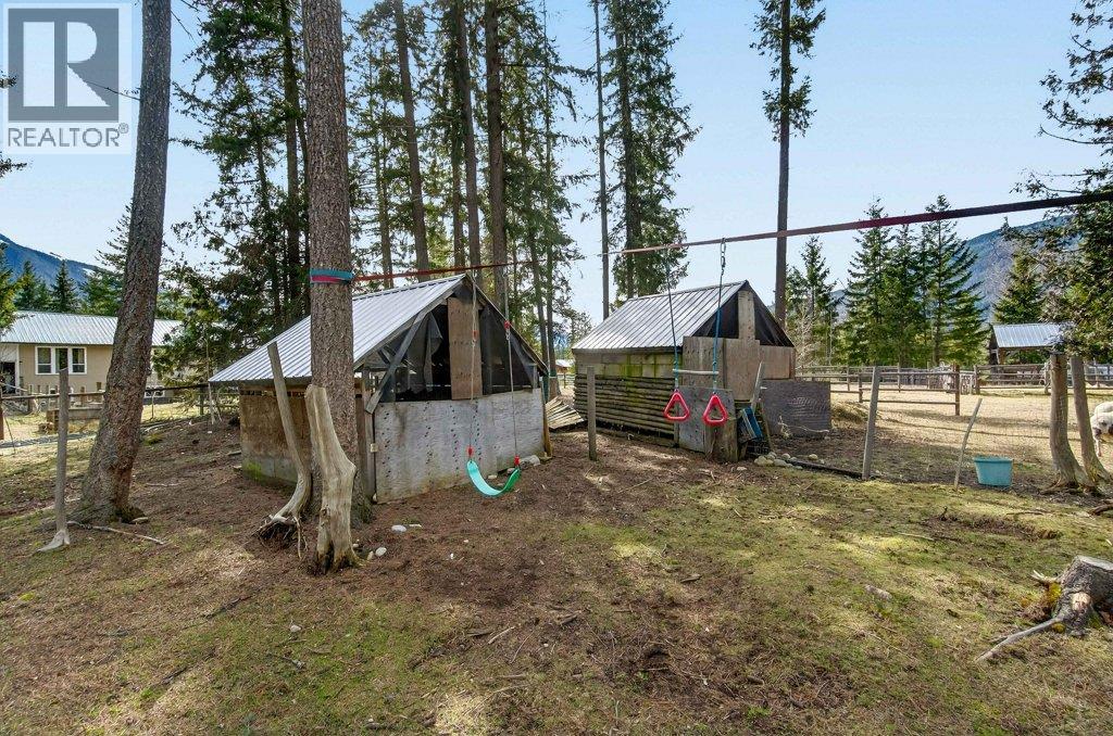 4198 Malakwa Road - 68