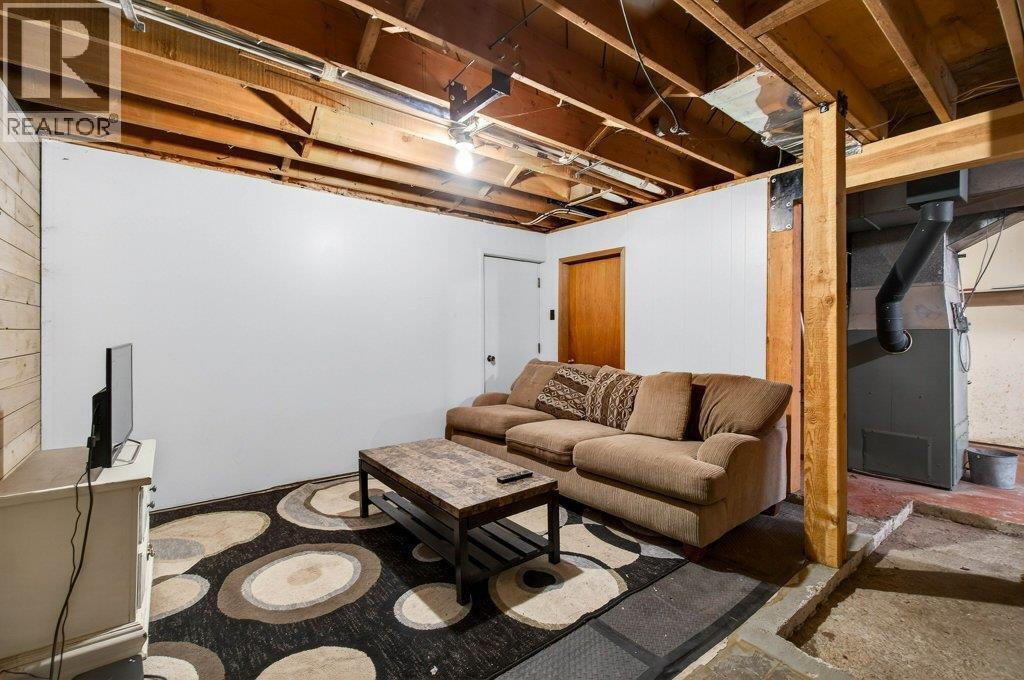 4198 Malakwa Road - 48