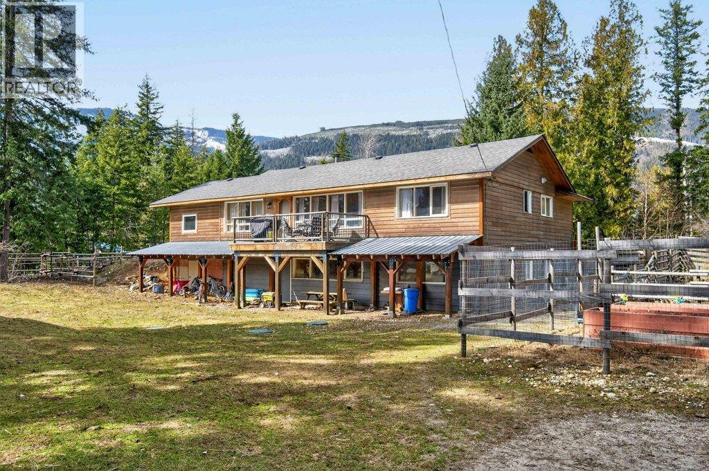  4198 Malakwa Road, Malakwa