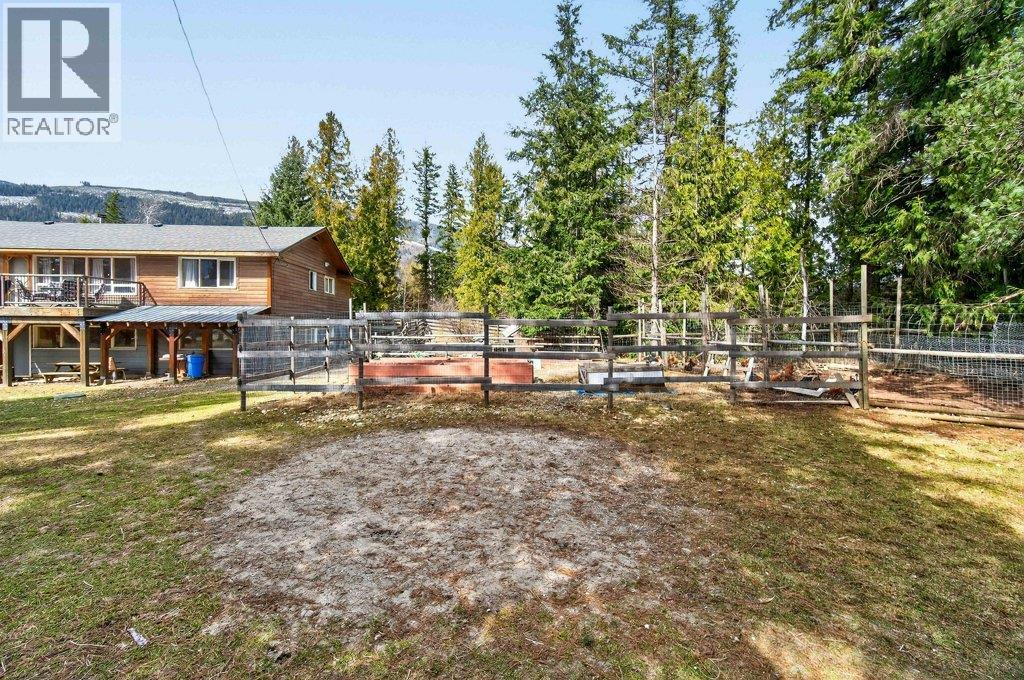  4198 Malakwa Road, Malakwa