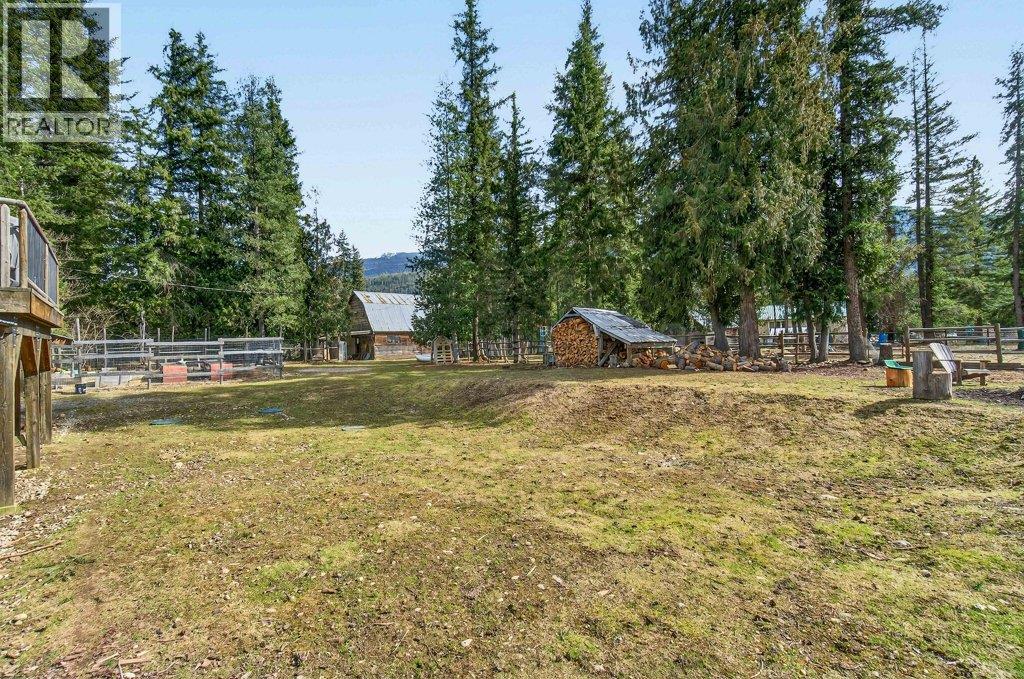  4198 Malakwa Road, Malakwa