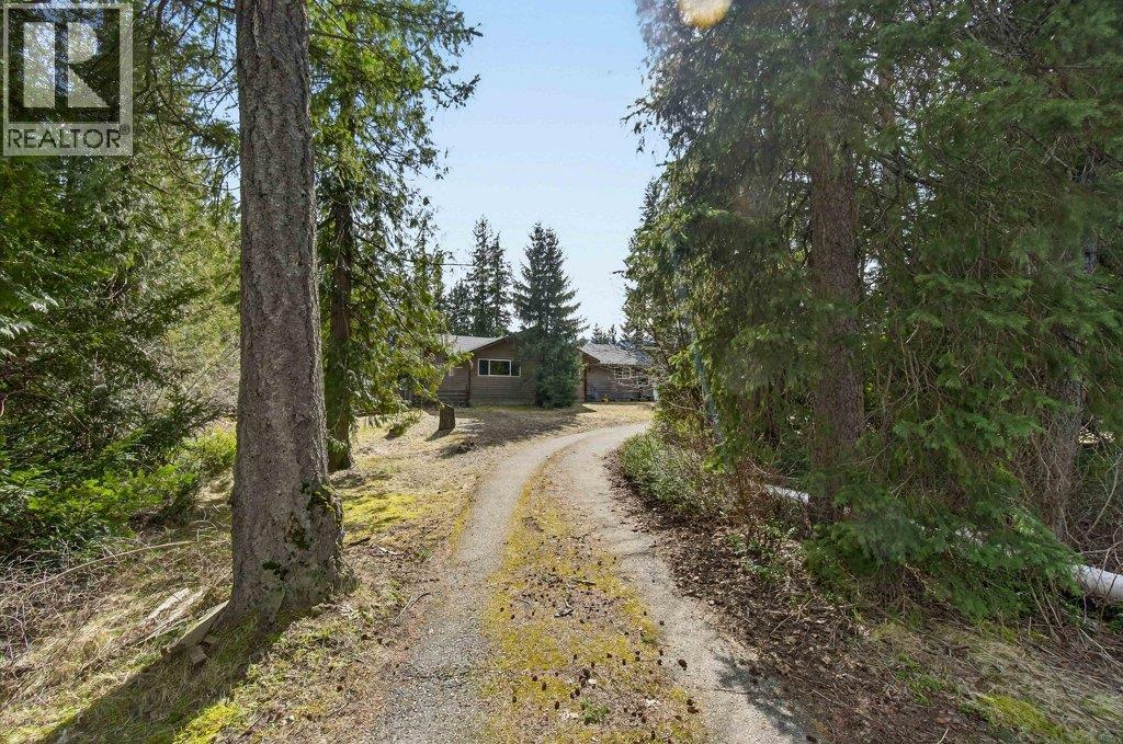  4198 Malakwa Road, Malakwa