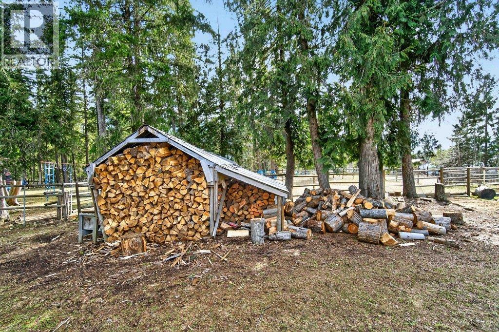 4198 Malakwa Road - 84