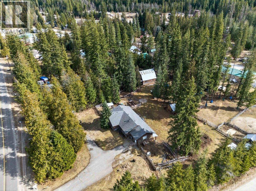  4198 Malakwa Road, Malakwa