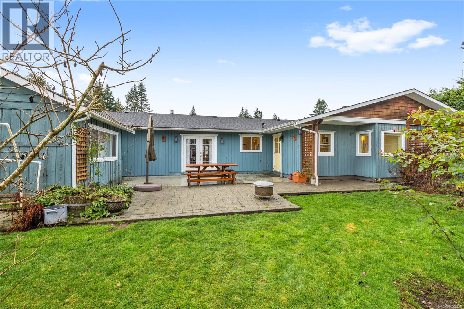 816 WOODLAND DR - 45