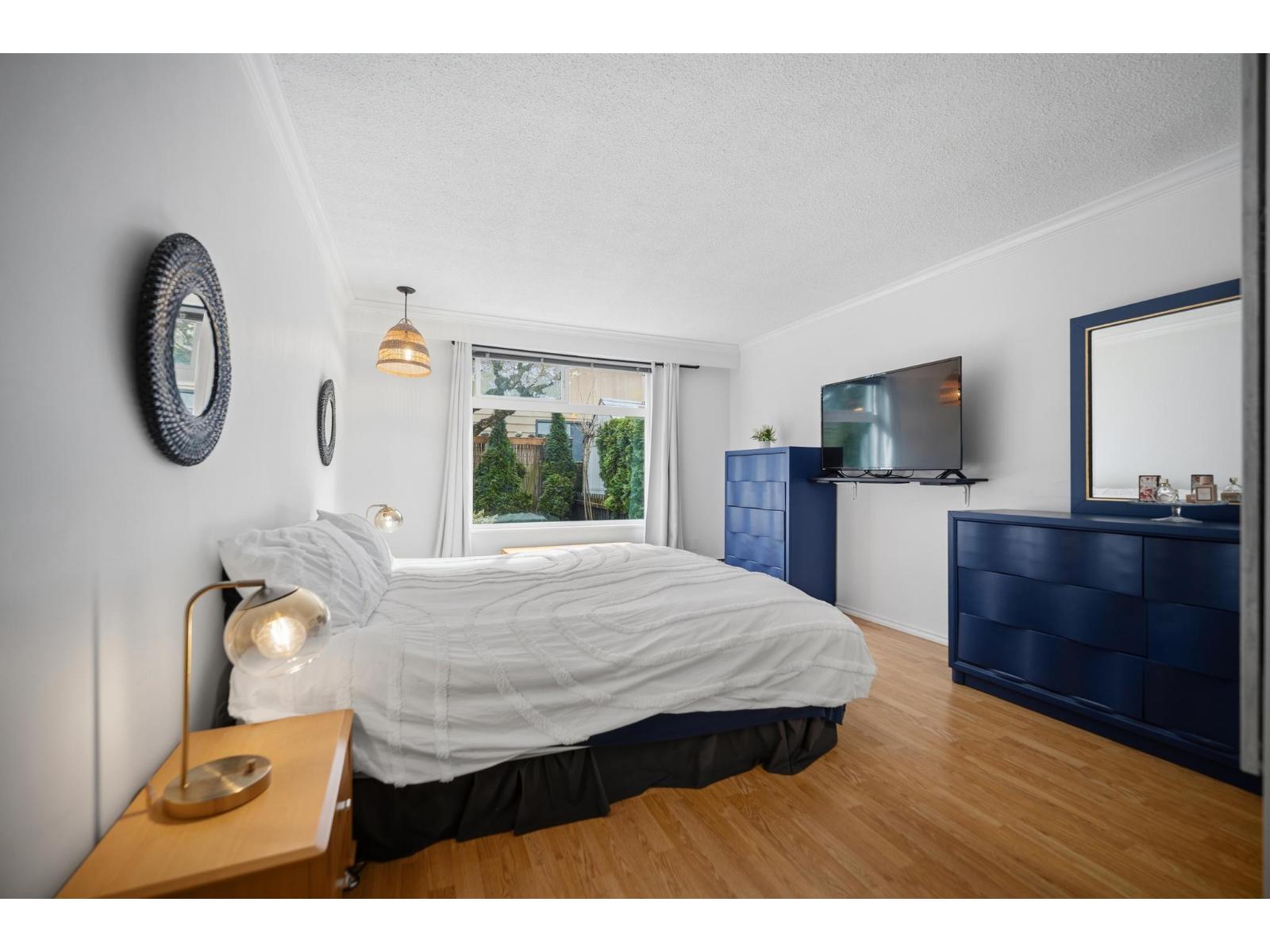 101 1331 FOSTER STREET, Surrey