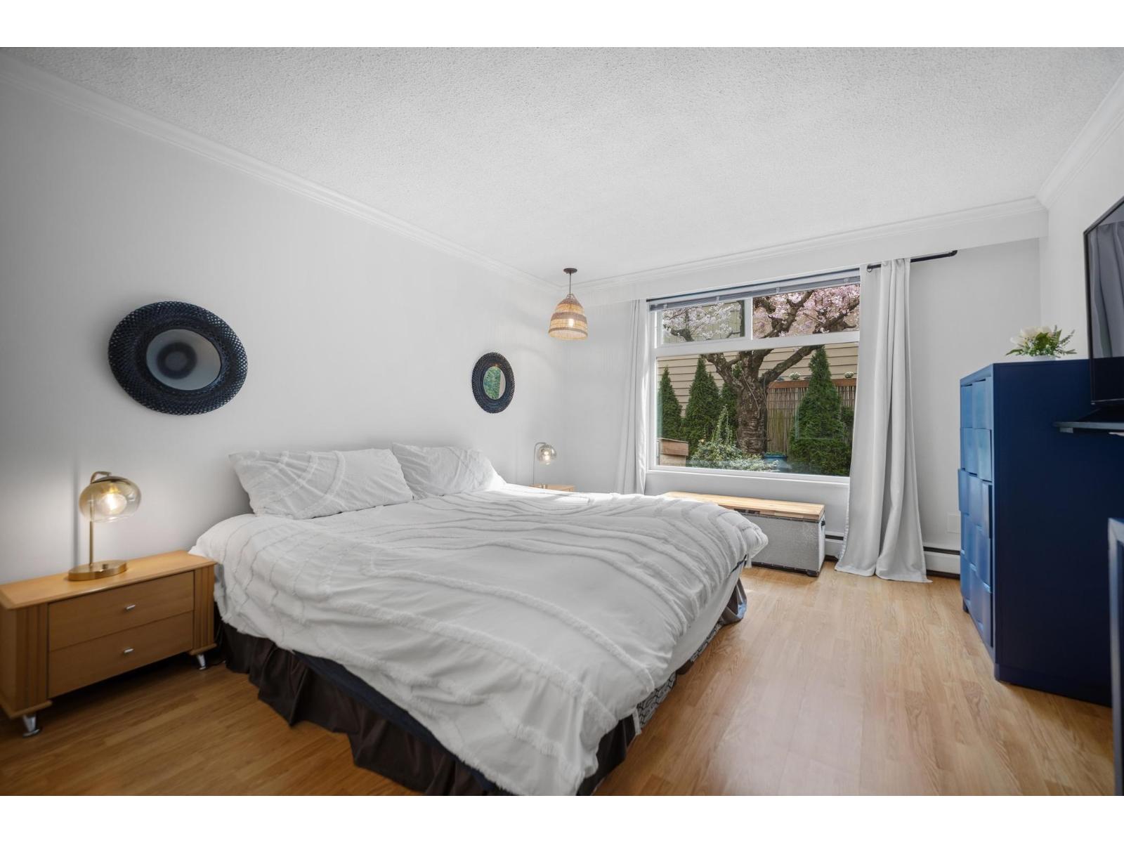 101 1331 FOSTER STREET, Surrey