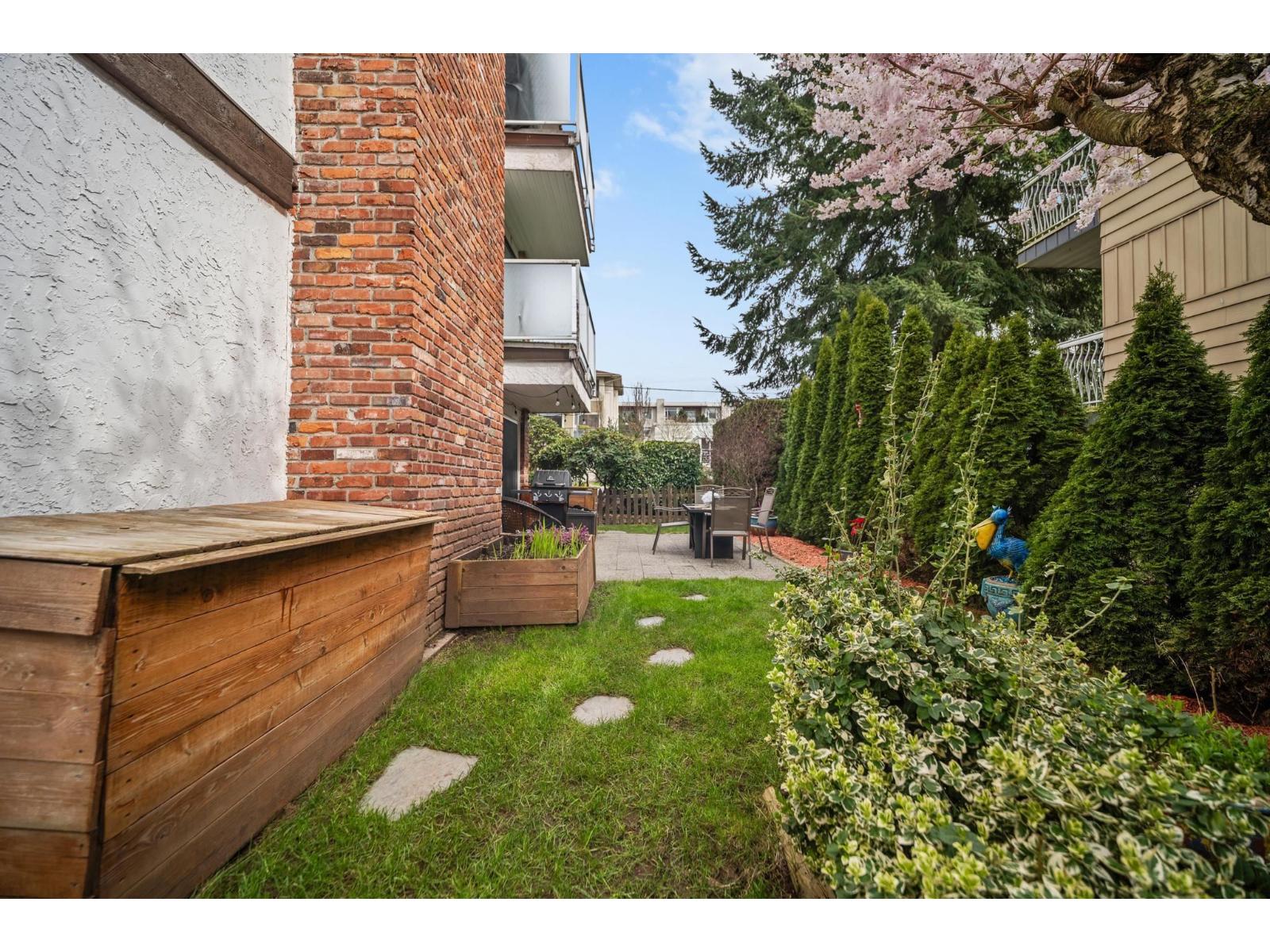 101 1331 FOSTER STREET, Surrey